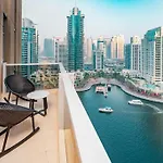 Prime Retreats - Steps To Grosvenor Hotel Marina