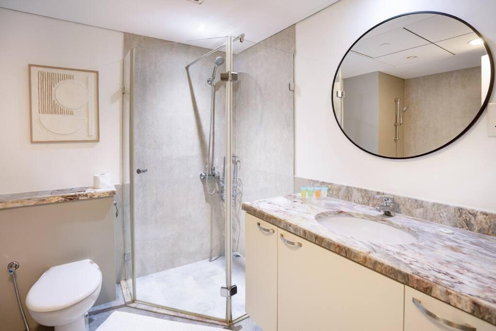 Prime Retreats - Steps To Grosvenor Marina * Dubai