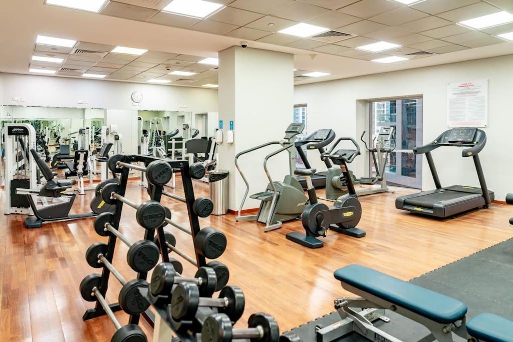 Prime Retreats - Steps To Grosvenor Marina Apartment *