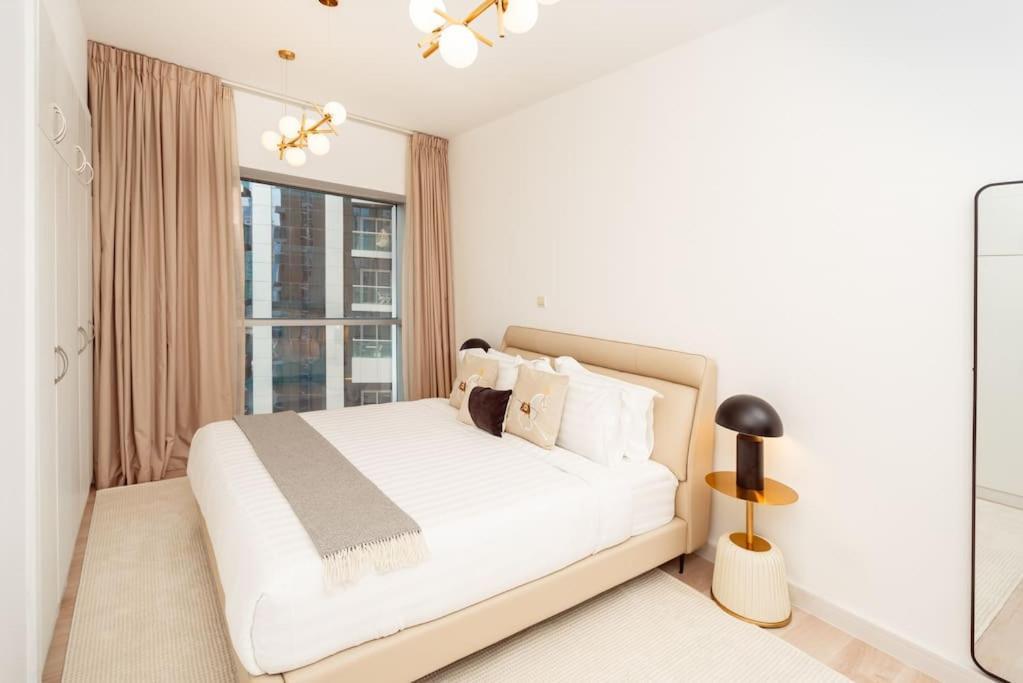Prime Retreats - Steps To Grosvenor Marina *